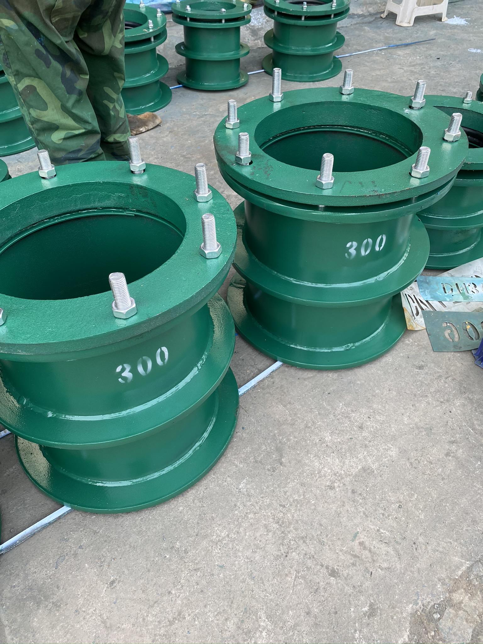 乌鲁木齐不锈钢柔性防水套管 4