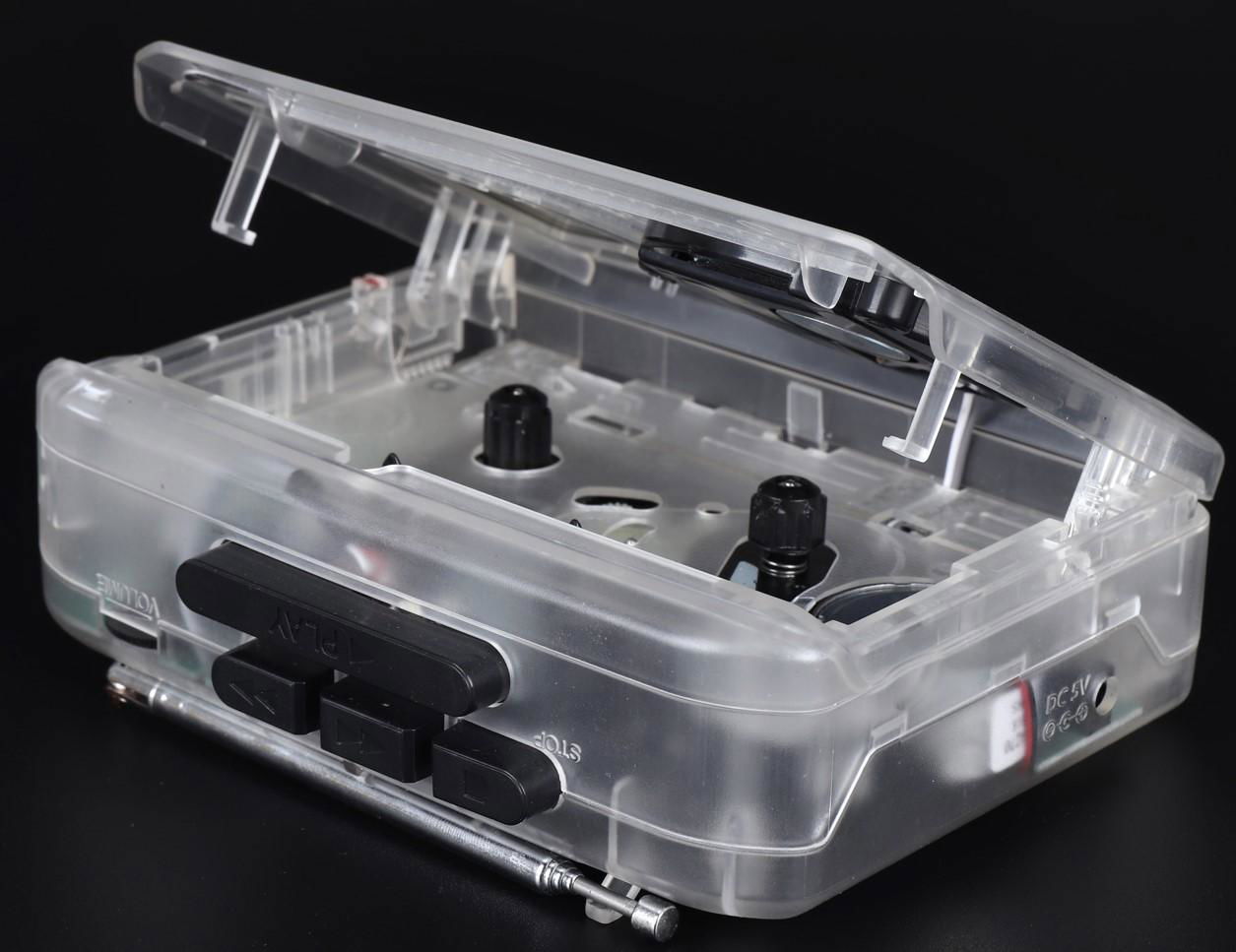 Launch a new product of Transparent Cassette Player walkman AM/FM Radio With Rec 4