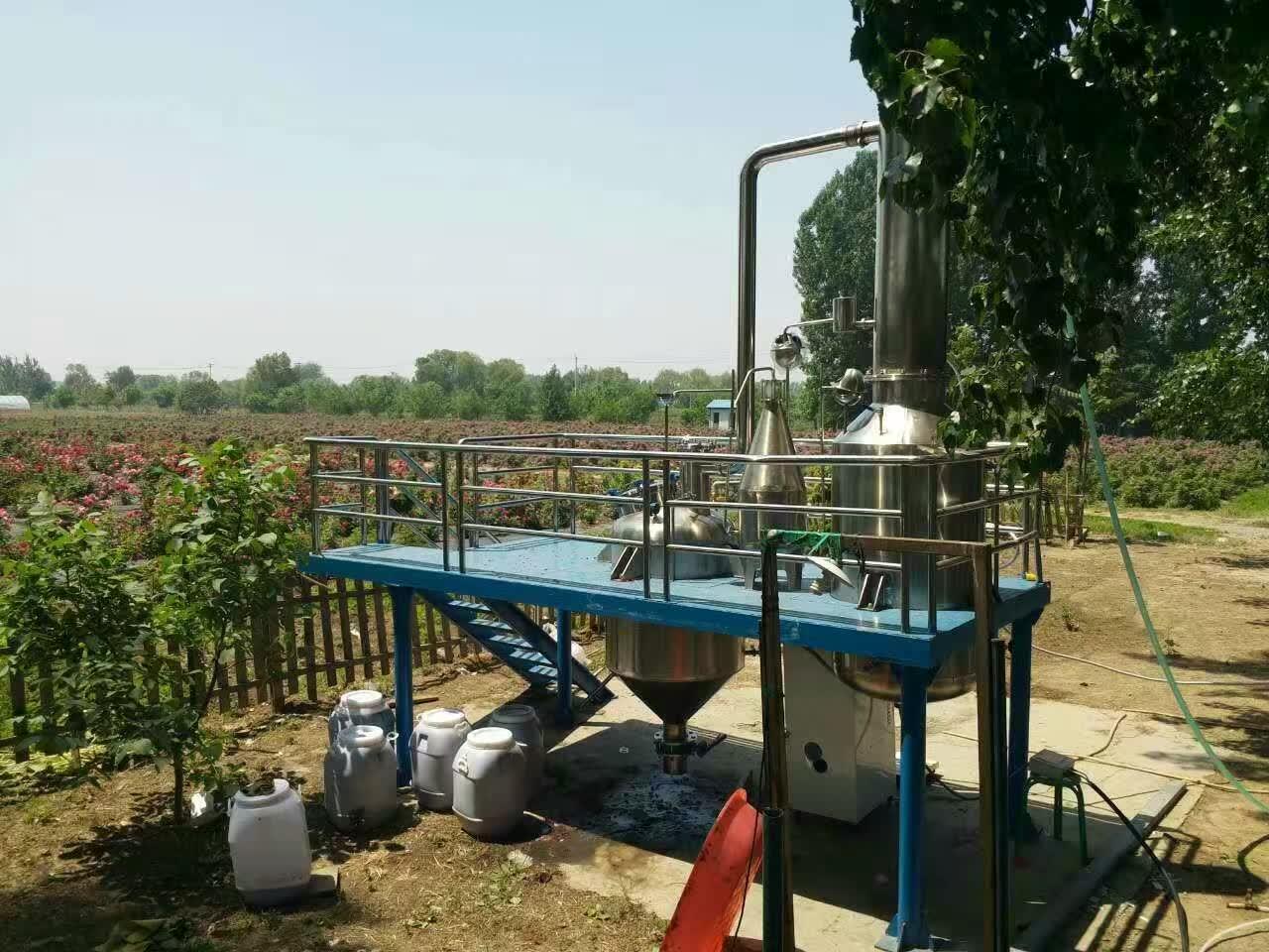 Essential oil distillation plant, Herb extraction plant CDU ADU VDU