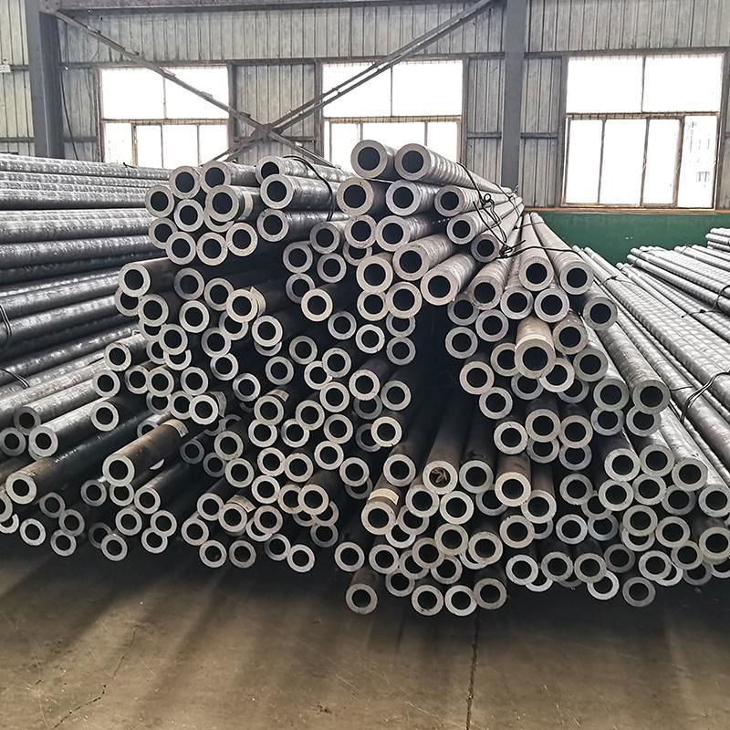 Carbon Seamless Steel Pipe/Tube 3