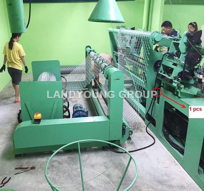 Chain Link Fence Machine LANDYOUNG 2
