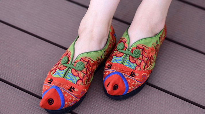 fashion embroidered shoes,casual shoes,china style shoes women footwear