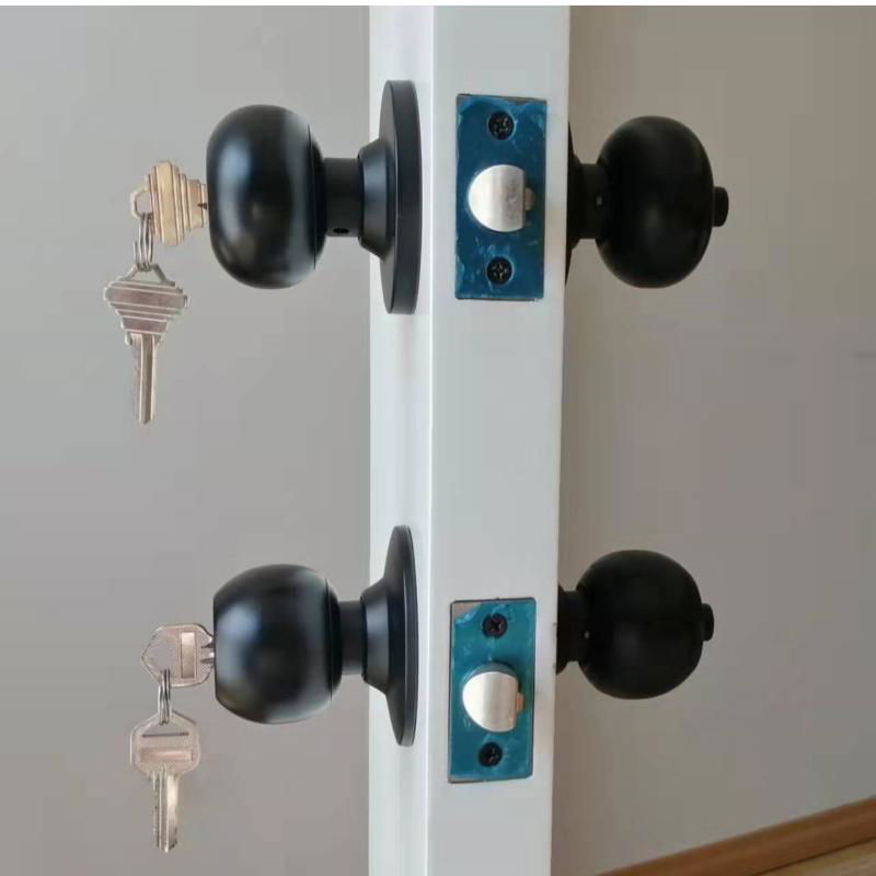 Matte Black Door Knobs with Lock and Keys, Interior/Exterior Knob for Entry   5