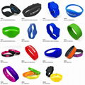 Passive Silicone Bracelet RFID Wristband with LF HF UHF Chip