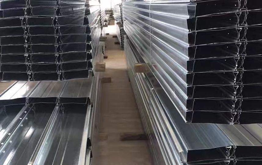 上海建築鋼構廠家YX65-185-555閉口樓承板 2