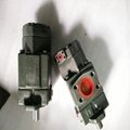 日本油研叶片泵PV2R14-3