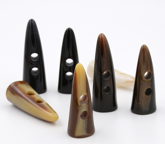 Buffalo Horn Toggle 5