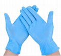 Medical nitrile examination gloves