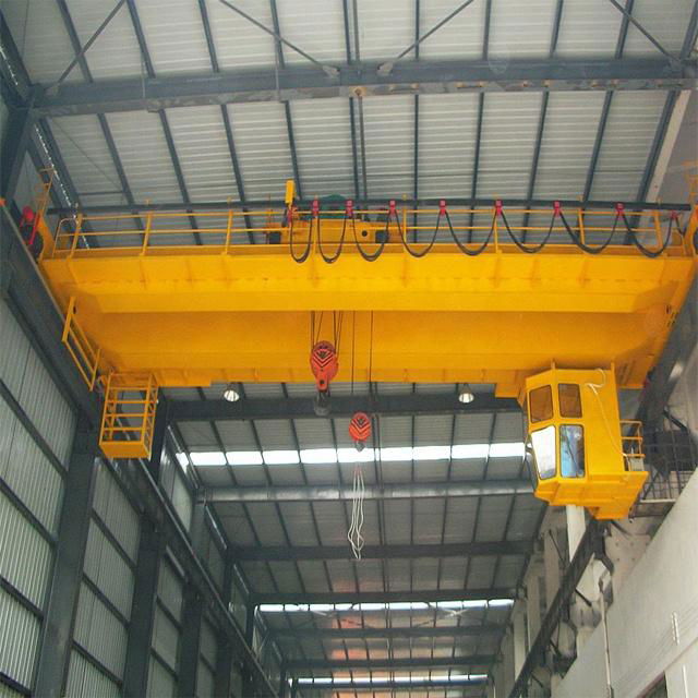 Double Beam Bridge Crane With Main Hook And Auxiliary Hook 5