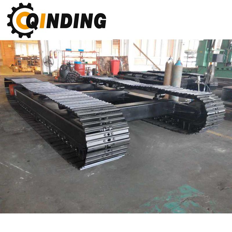 QDST-42T 42 Ton Steel Track Undercarriage Chassis  5597mm x 1064mm x 600mm