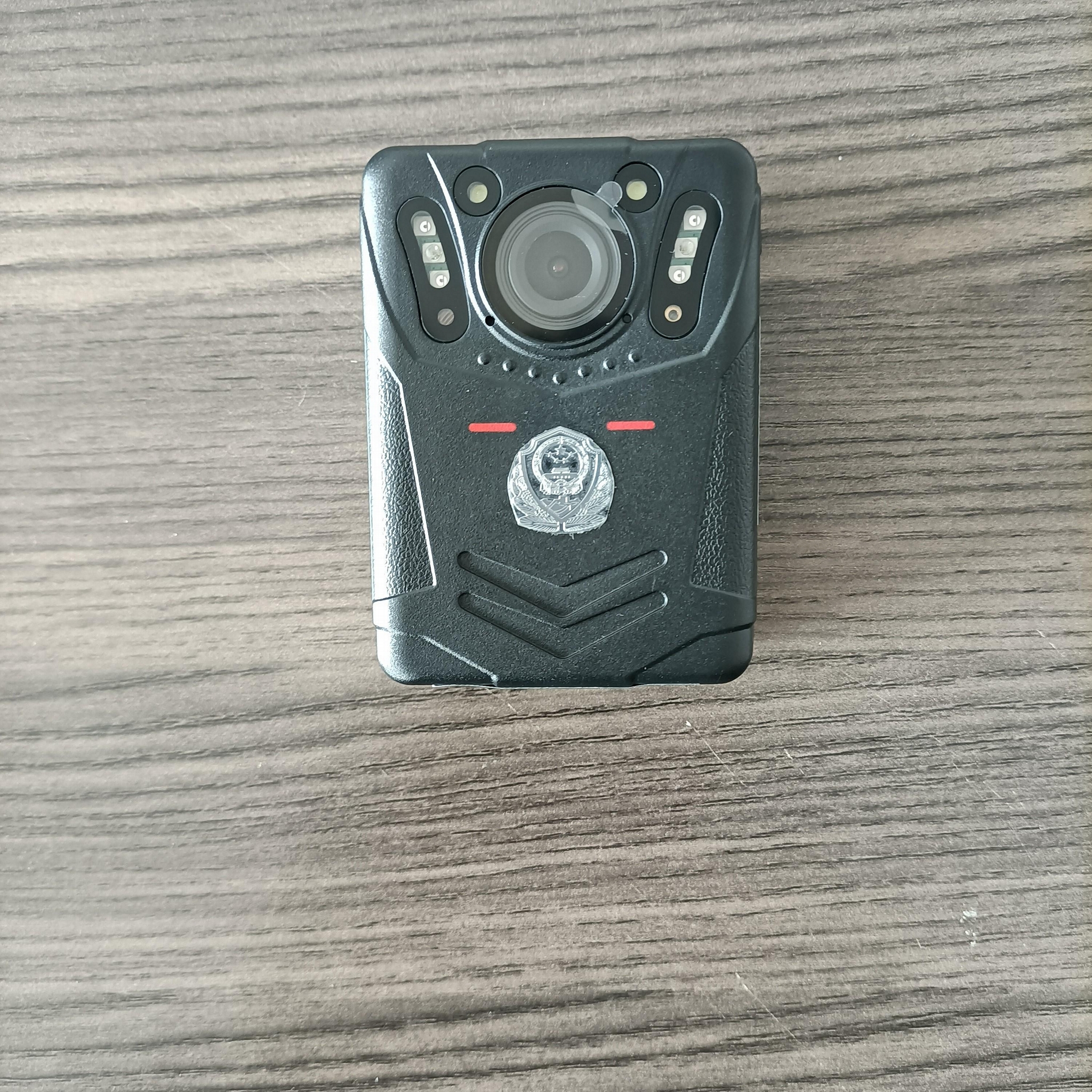 新款执法记录仪 4