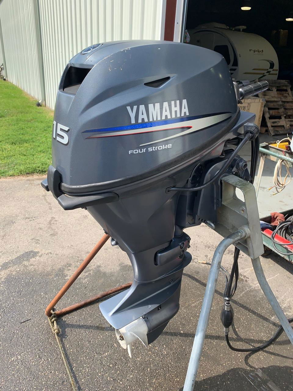 Clean Used 2010 Yamaha 15 HP 4-Stroke Outboard Motor 15" Tiller  2