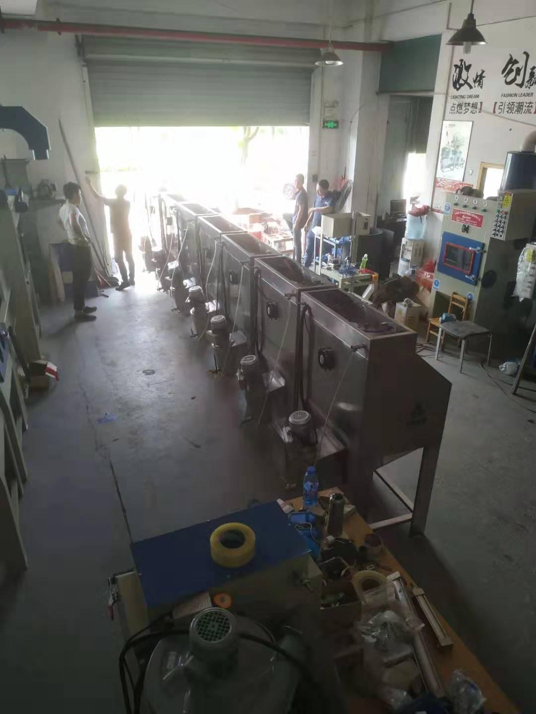 不鏽鋼表面美化 環保無塵濕式手動噴砂機 2
