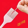 Integrated scraper baking tool oil rinsing 2