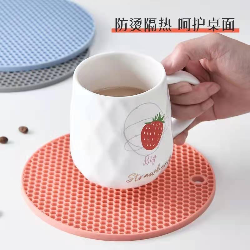 Silicone placemat table mat thickened round insulation pad rolling pad 2