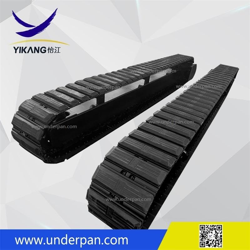 Hot sale crawler mobile crusher rubber pads track undercarriage from China 3