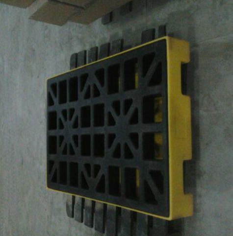 chemical pallet chemical spill pallet rotational moulds 2