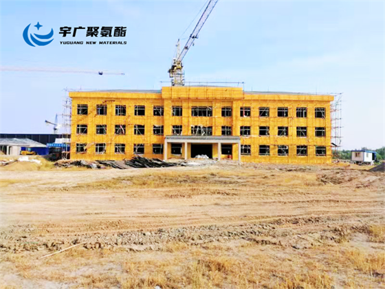 北京聚氨酯保溫噴塗 外牆聚氨酯噴塗施工現場