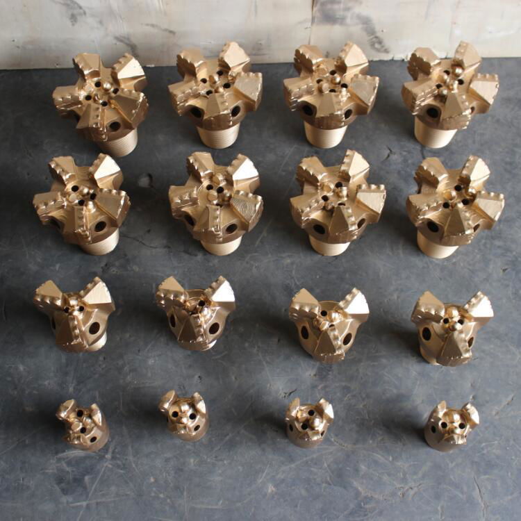 PDC rock drill bit 4