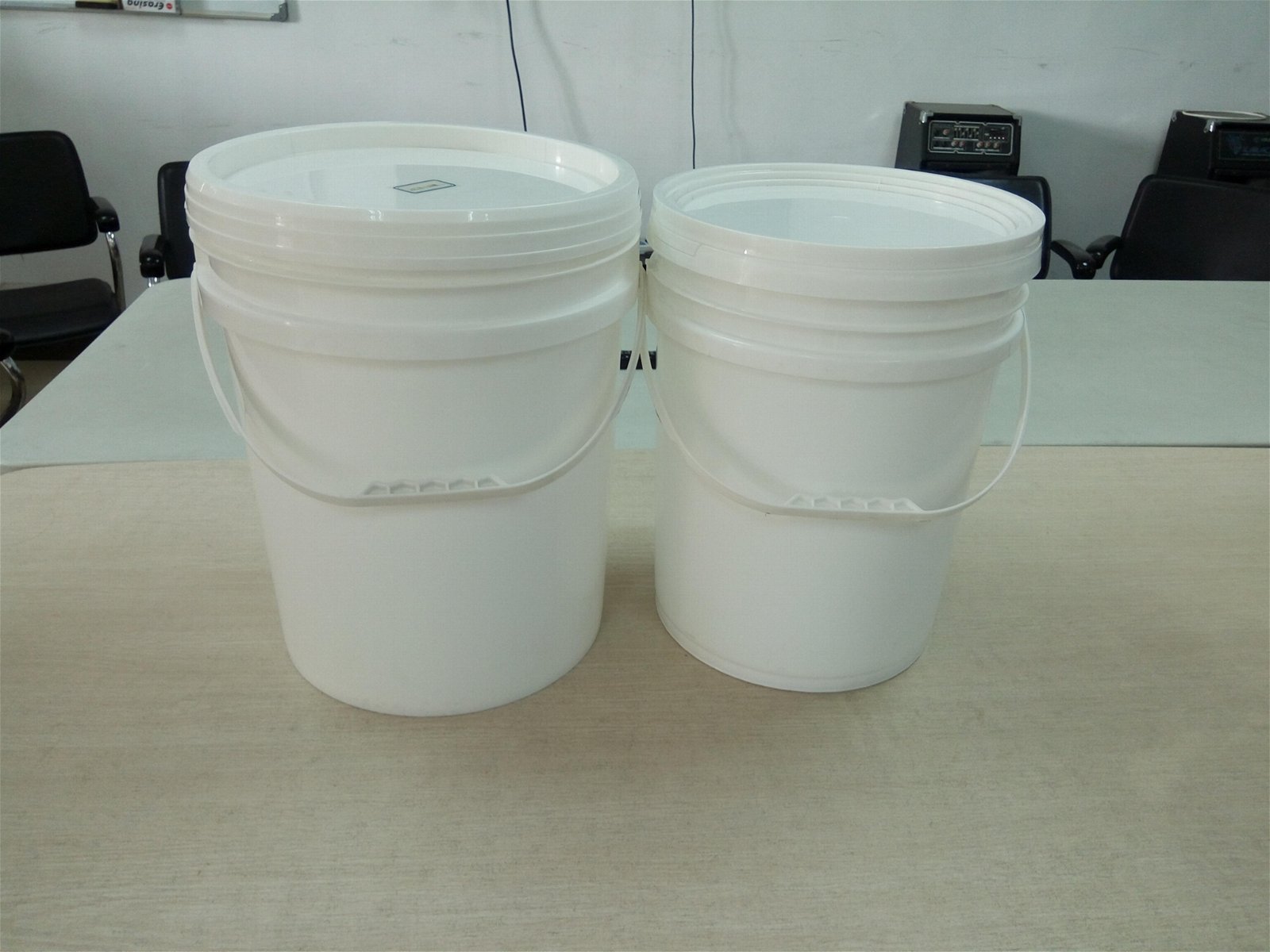 生產供應20L塗料開口桶， 20L注塑桶 5