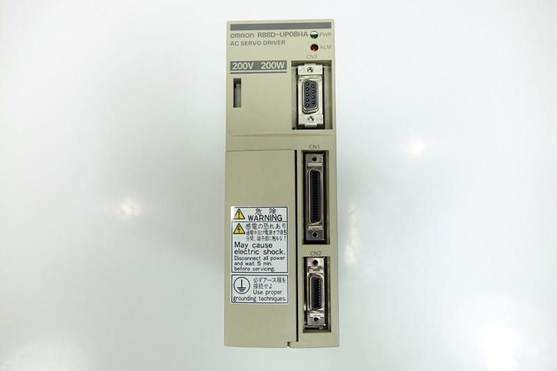 R88D-UP08HA omron 200w power output digital control AC servo driver 3