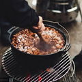 Outdoor Cooking Cast Iron Dutch Oven With Pre-seasoned Oil Coating