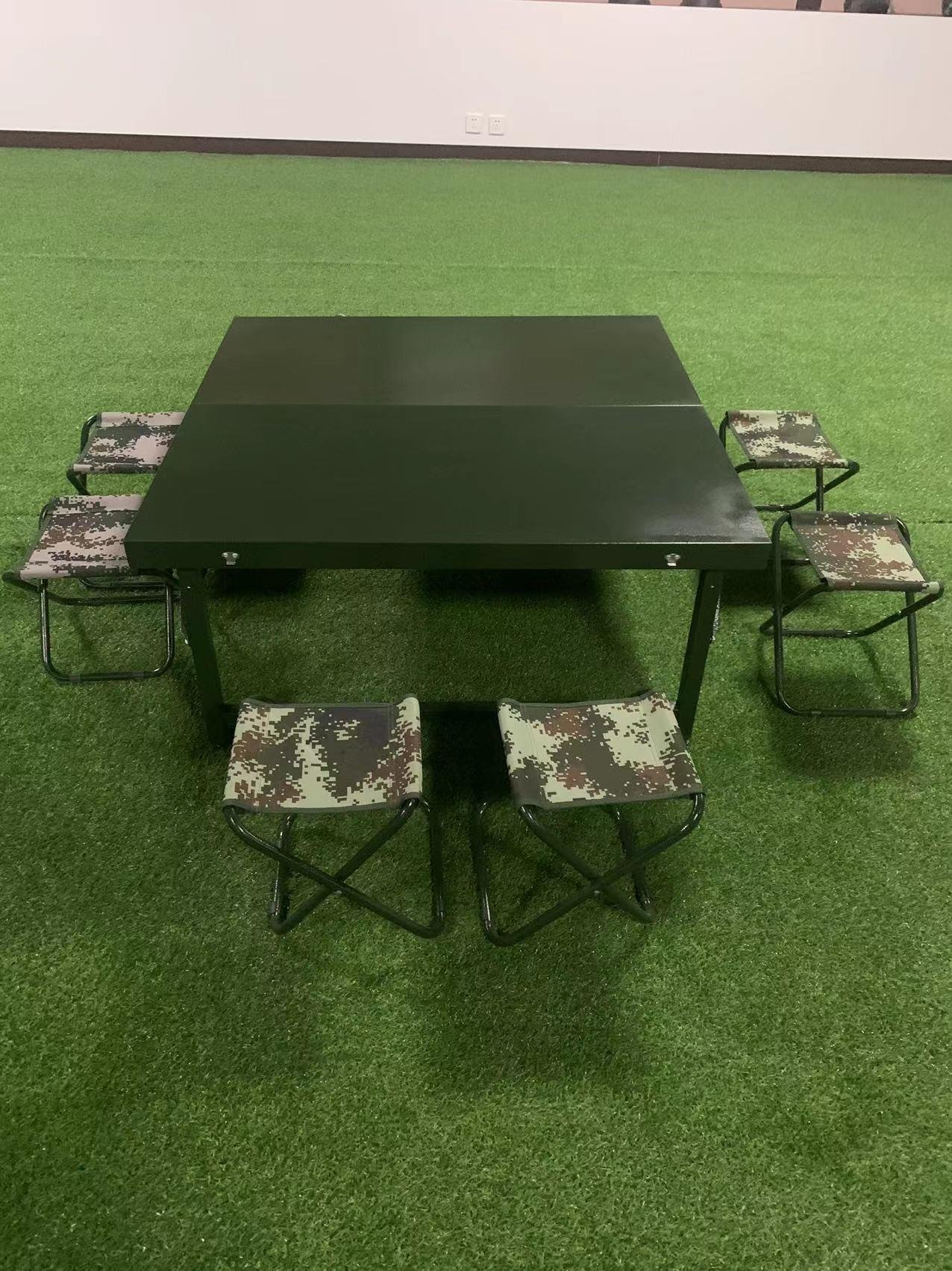 钢制野战餐桌