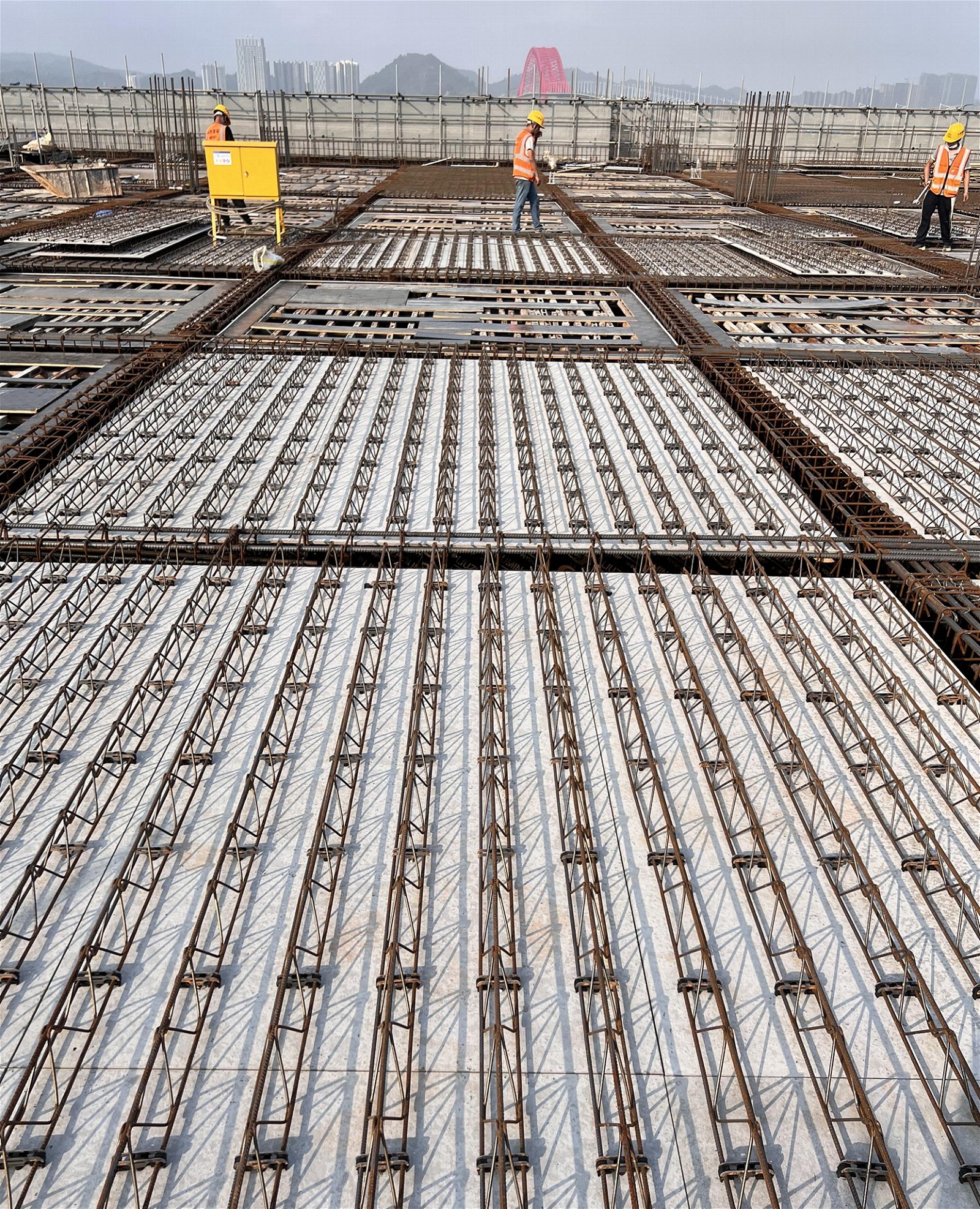 廣東可拆卸式鋼觔桁架樓承板長期銷售常年生產 4