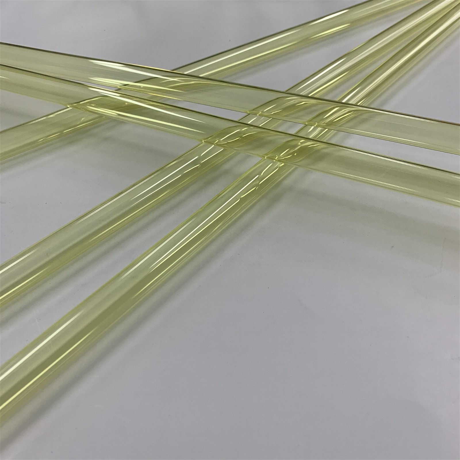 Various Sizes Quartz Tubes Yellow quartz glass tube silica lazer