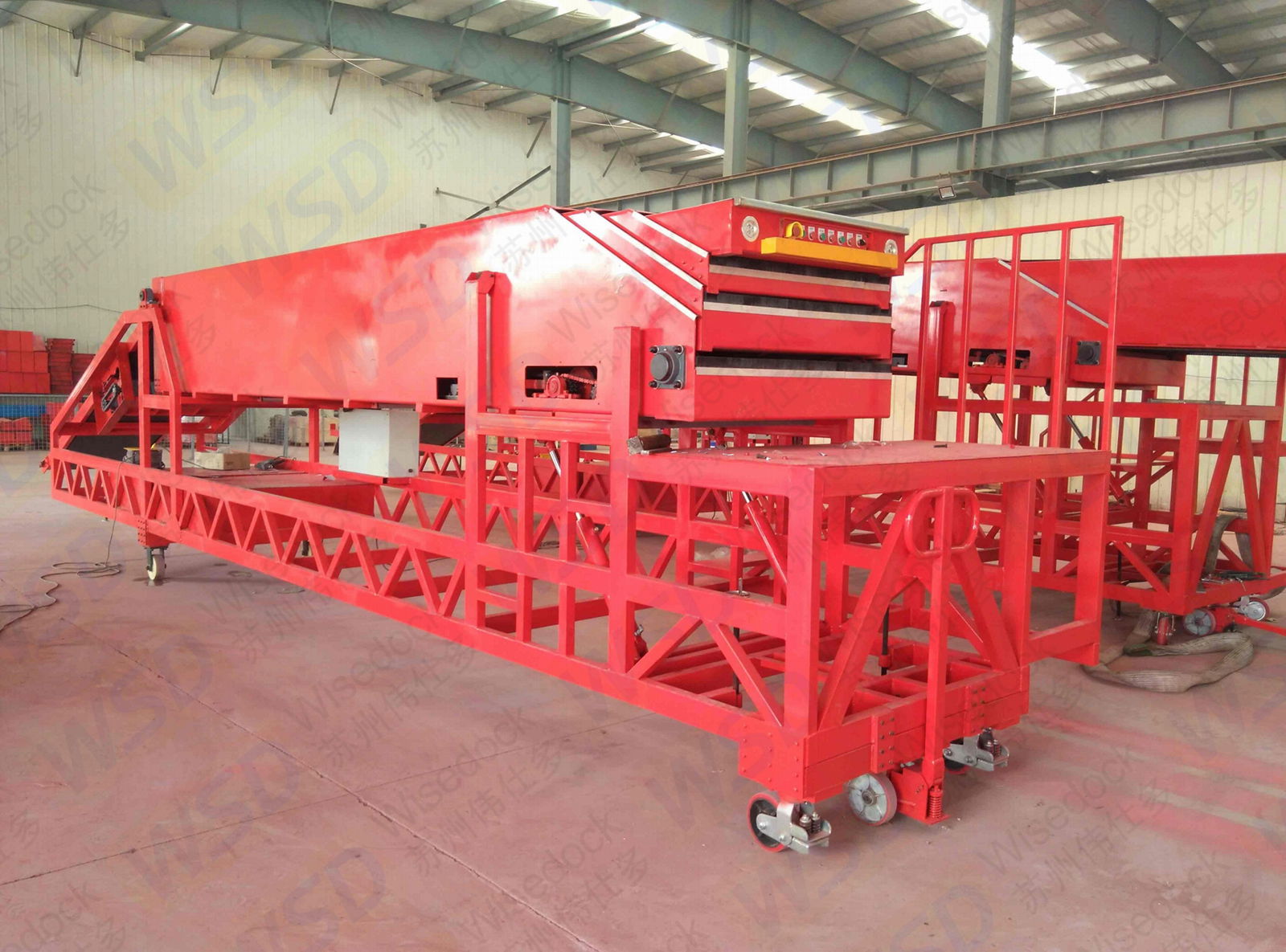 Telescopic Belt conveyor 3