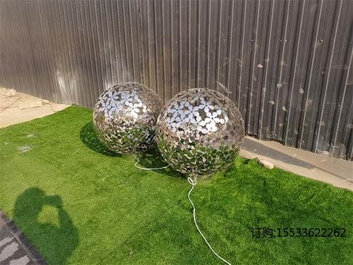大型不锈钢雕塑镂空球金属发光圆球造型户外广场园林艺术景观摆件 5