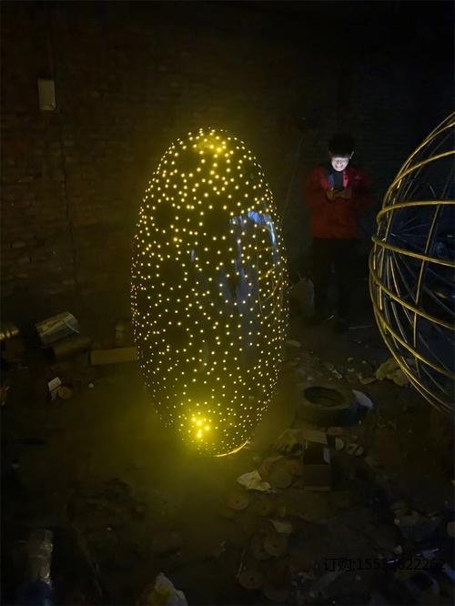 不锈钢镂空球圆球雕塑铁艺圆形发光球装饰售楼部公园广场景观摆件 3