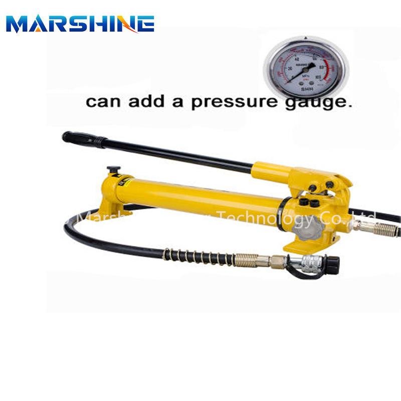 Portable Manual Pump With Pressure Gauge Adapt 5