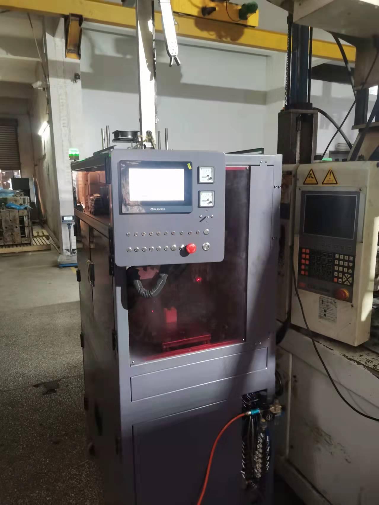 塑膠廠注塑部專用全自動剪水口機 2