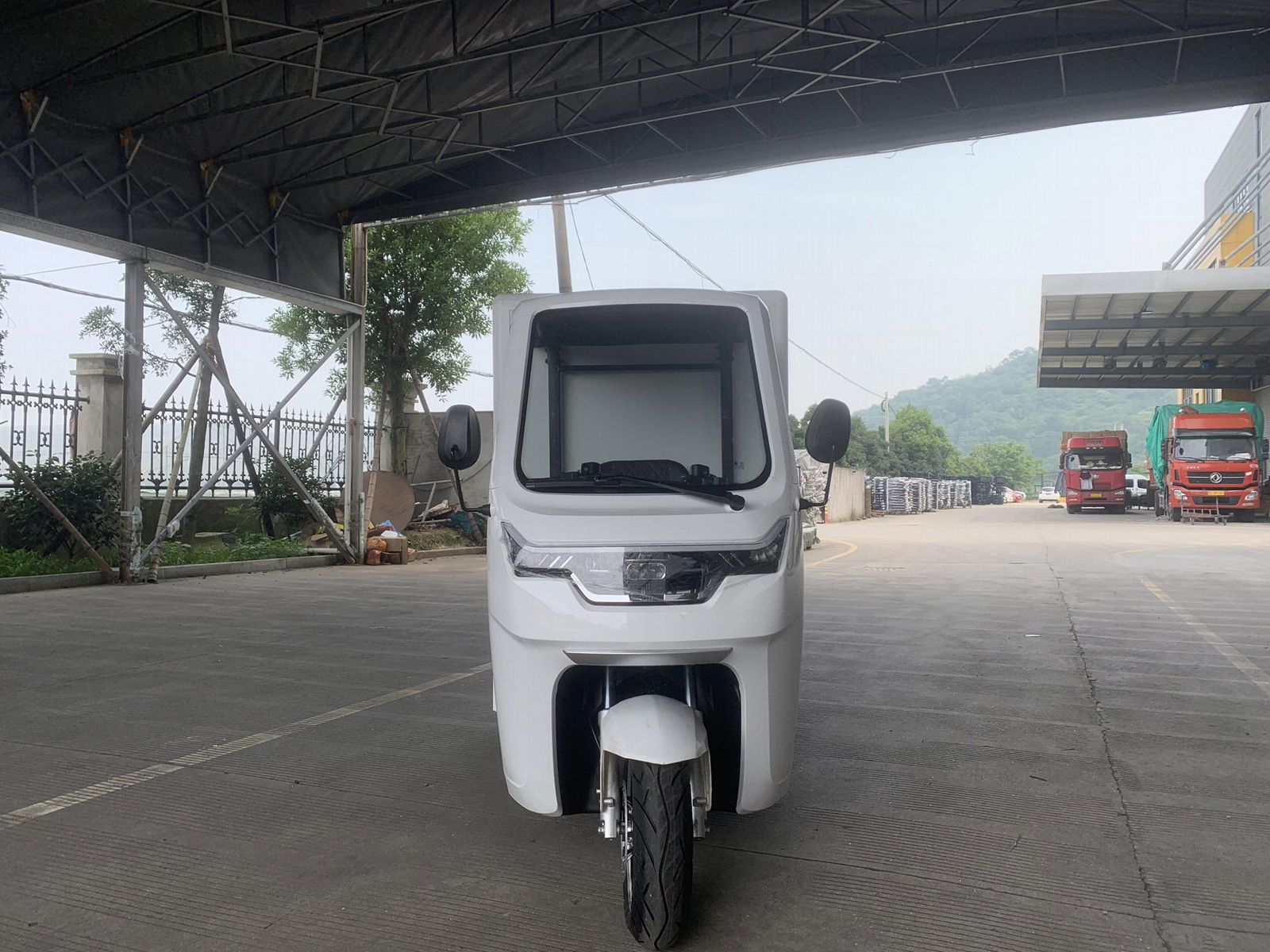 EEC COC certificate electric cargo tricycle electric cargo truck DHL tricycle  2