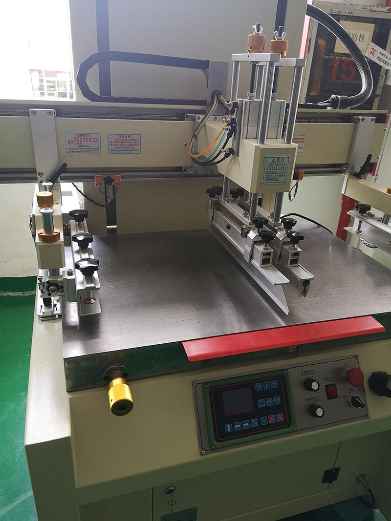 Cheap Price Automatic Flatbed Silk Screen Printer Machine Price 3