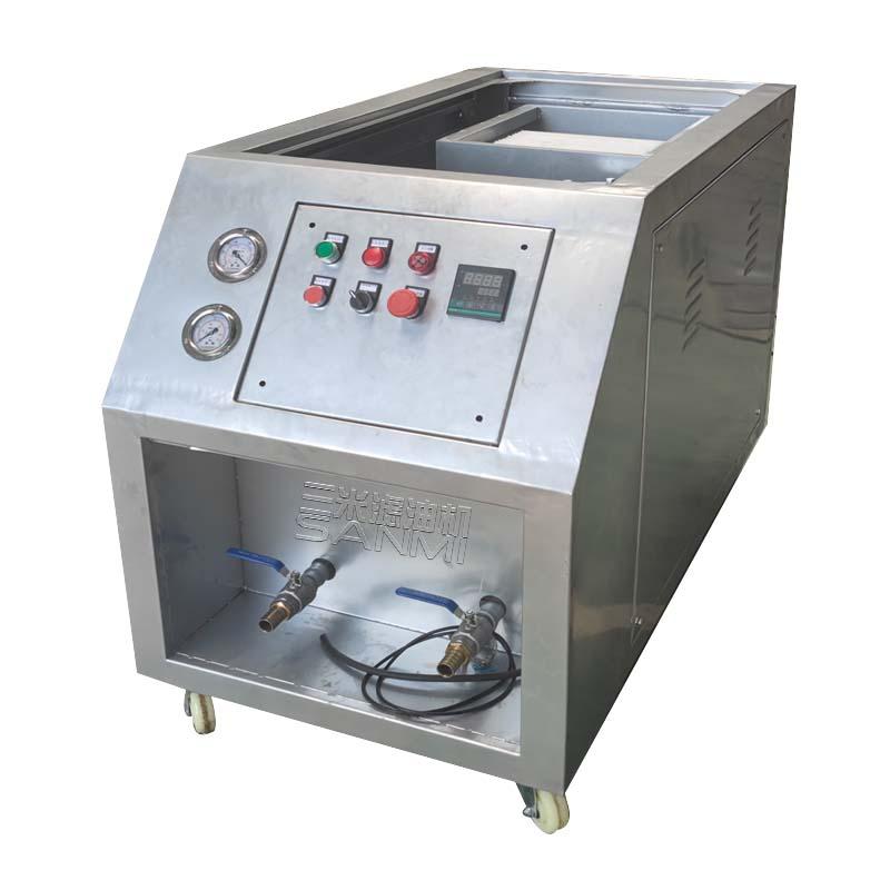 高粘度油加熱型板框濾油機 2