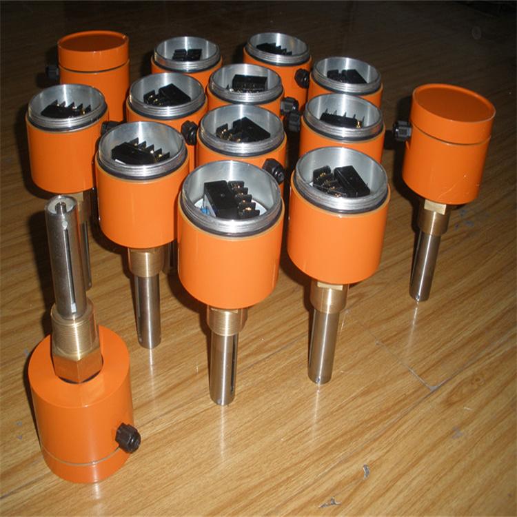 电厂回油箱油混水信号器YHX-YHS油混水传感器 3