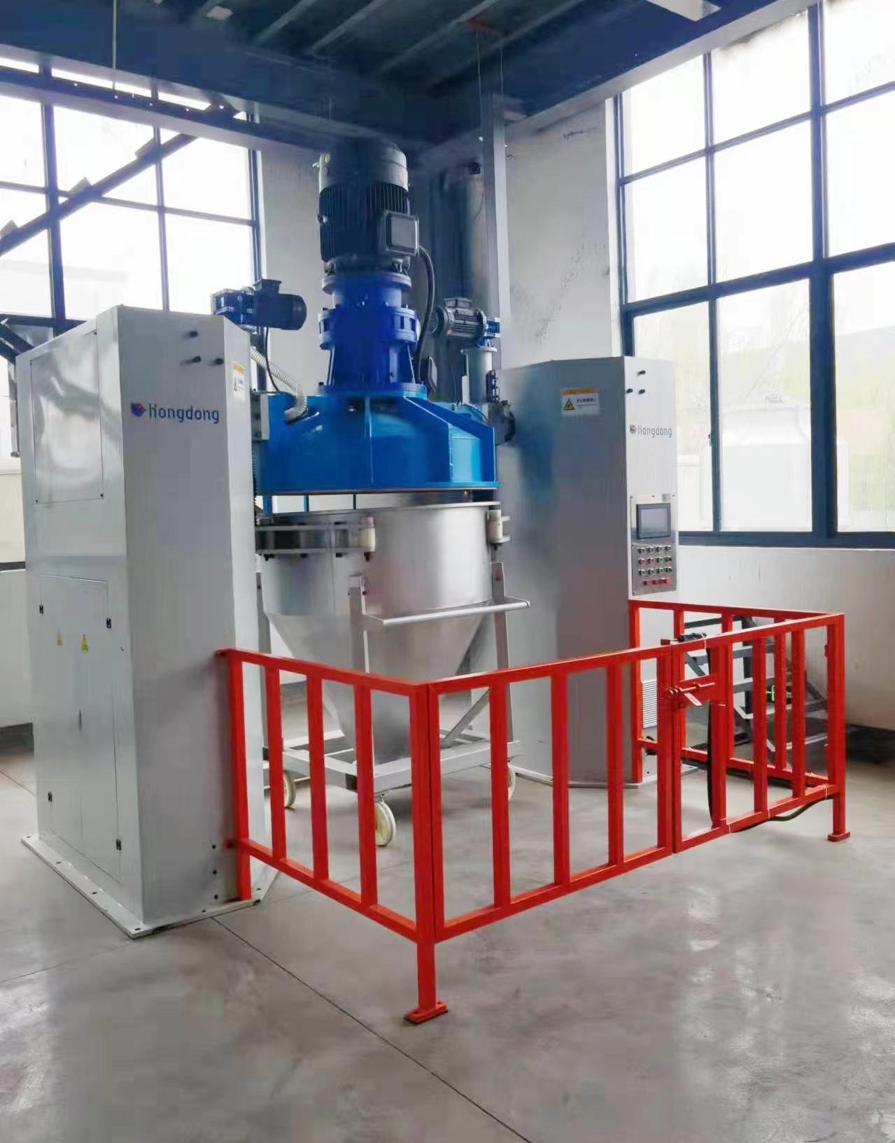 Automatic container mixer for powder coating processing 3