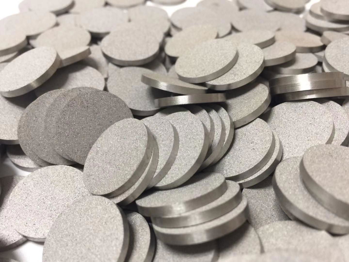 Porous 0.5 micron SS316L stainless steel filter discs  3