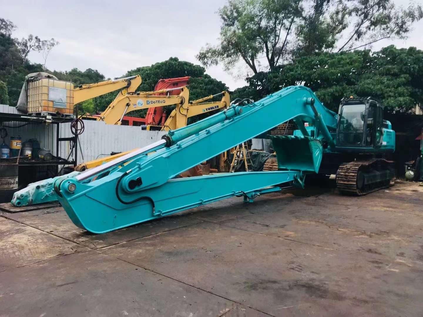 Anti Rust Hydraulic Mini Excavator Extendable Arm With Bucket SK200