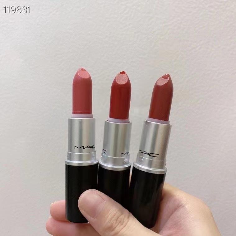 MAC lipstick kit 4