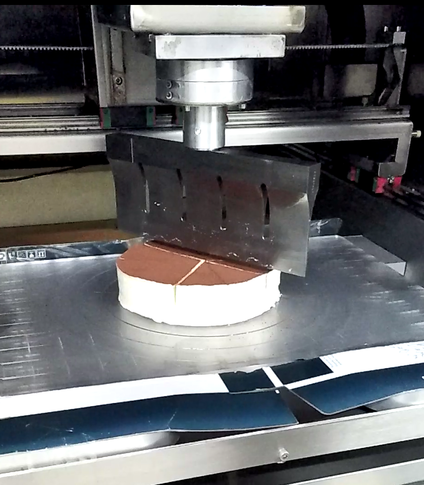 High Quality Stainless Steel Cake Ultrasonic Cutting Machine 2