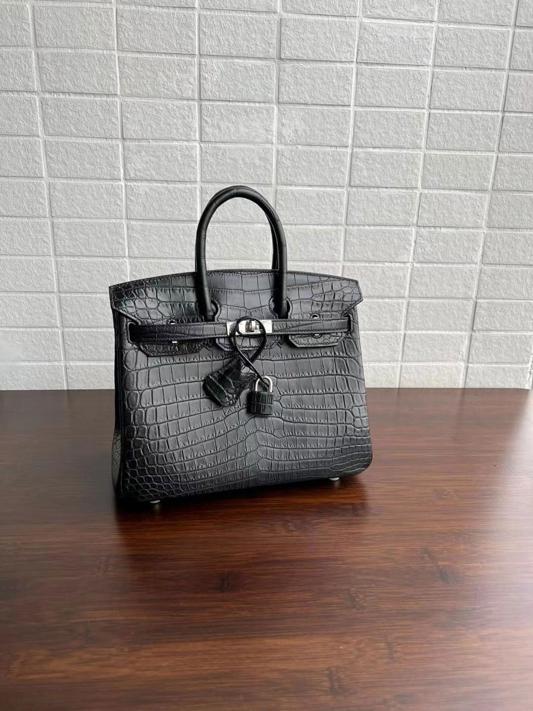 Birkin handbag Nilo CROCODILE With silver Buckle Full Handstitched   lady