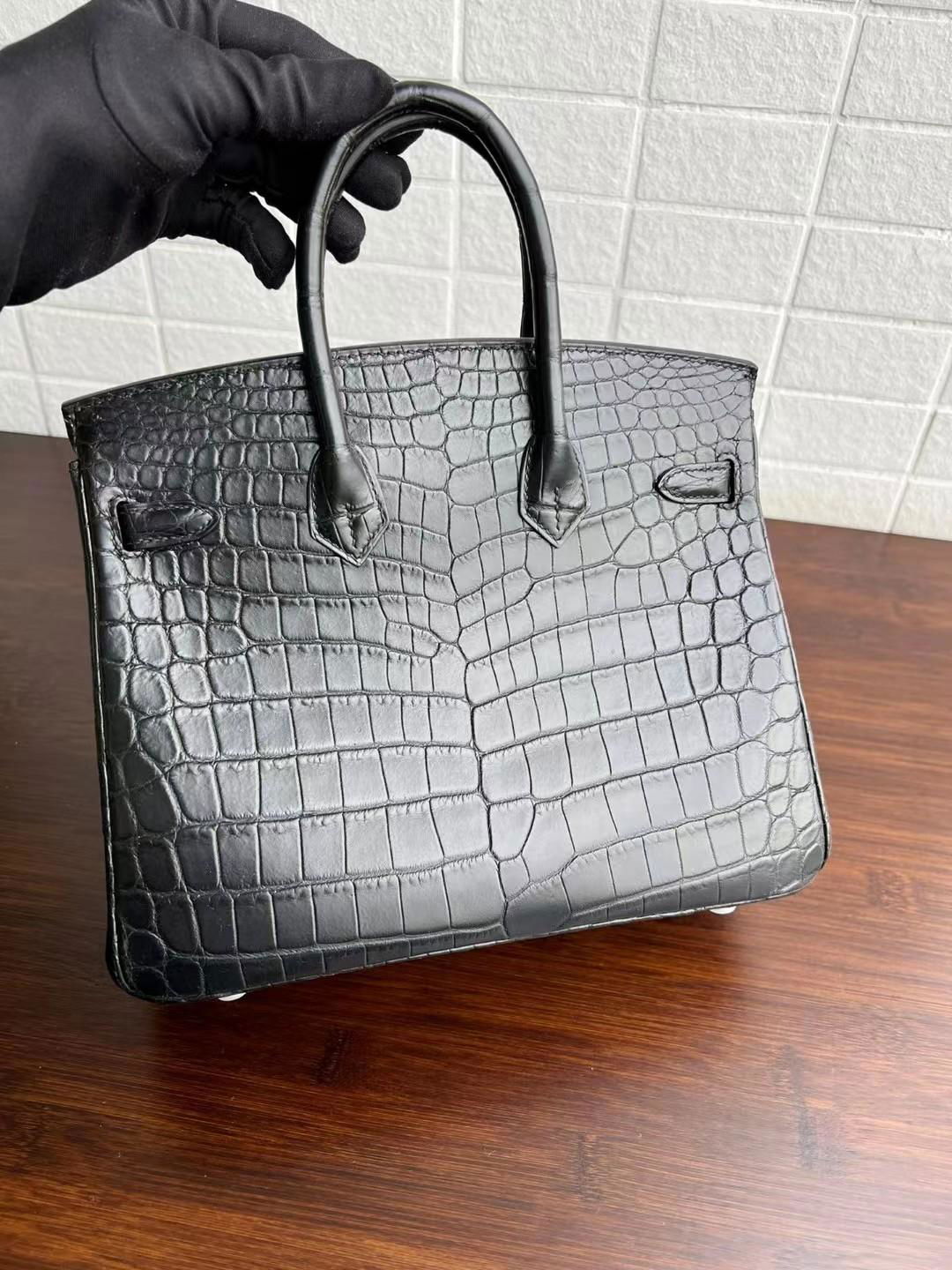 Birkin handbag Nilo CROCODILE With silver Buckle Full Handstitched   lady 3