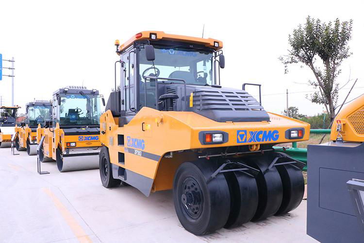 XCMG Durable 26 Ton Road Roller XP263 Used For Asphalt Xp263K Tyre Roller 2