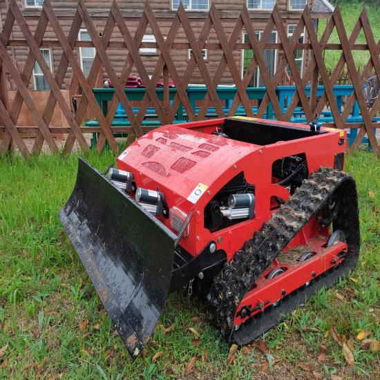 Rubber Track Remote Operated Slope Mower (SSC800-150) 3