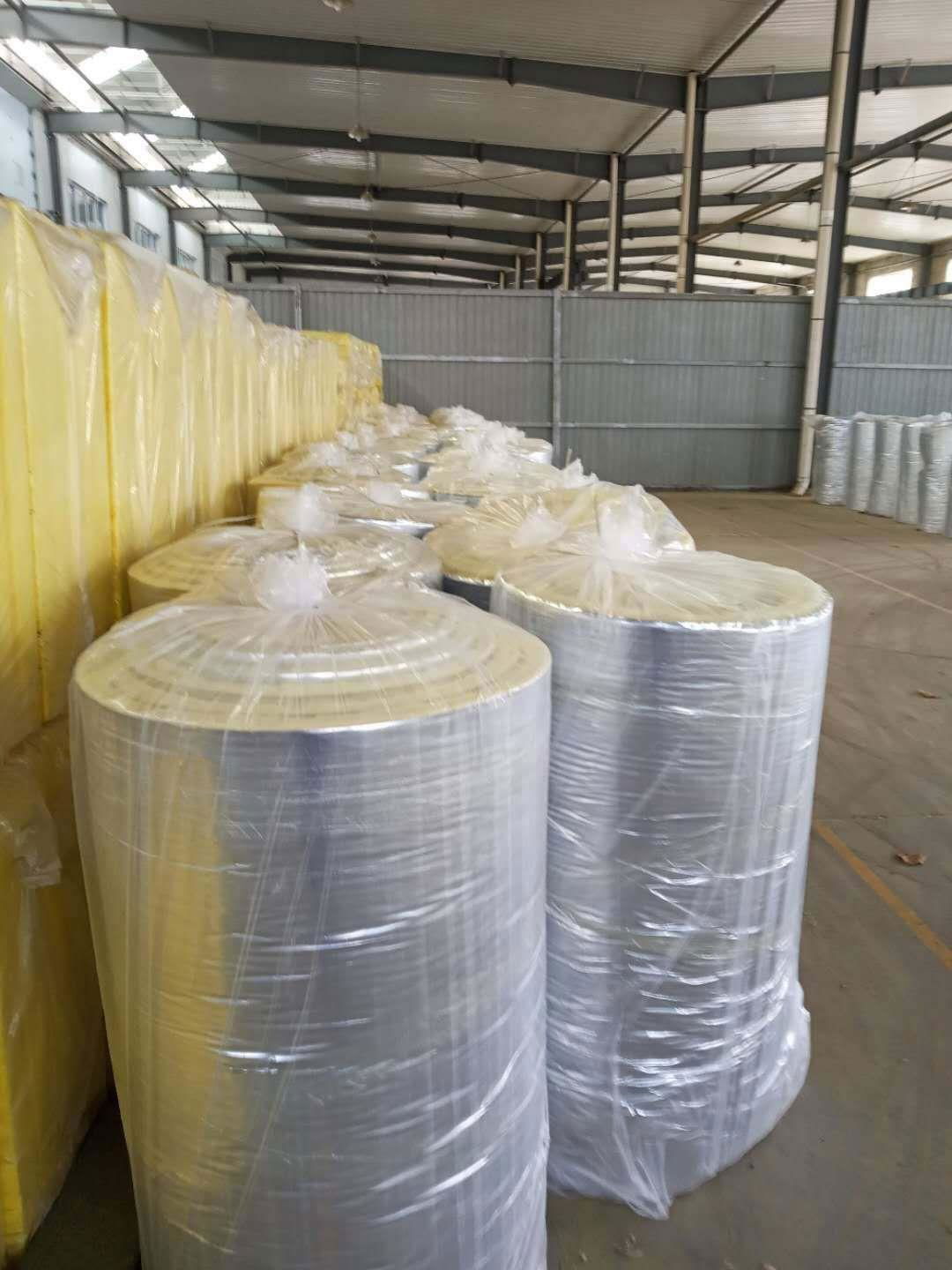 China factory glass wool roll 4