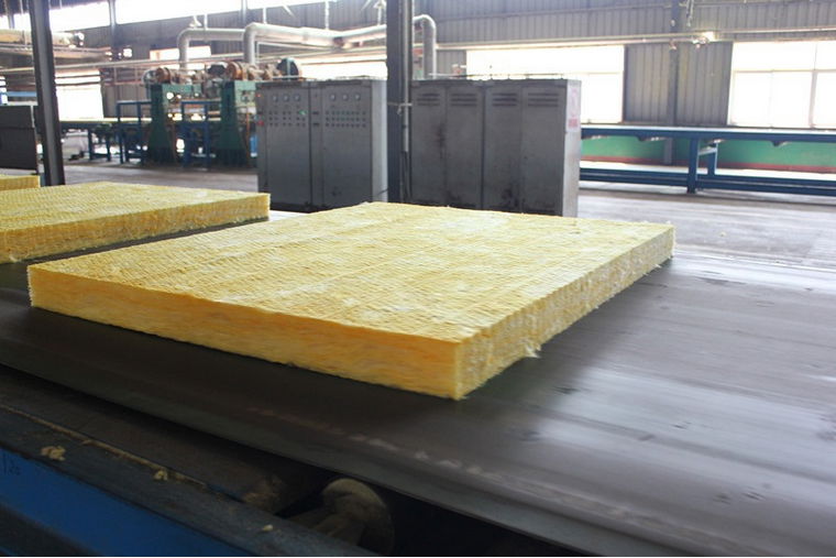 CE high quality glass wool insulation board