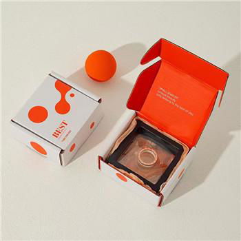 Customized Jewelry Packaging Wholesale      Custom Wholesale Bracelet Box       